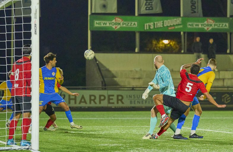 20241030 AFC - Blauw Geel '38 3-1 img 0035