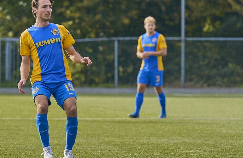 20251019 SV Meerssen - Blauw Geel '38 2-4 img 0016-X2